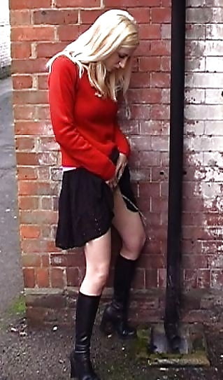 Piss like a man - woman peeing standing up!