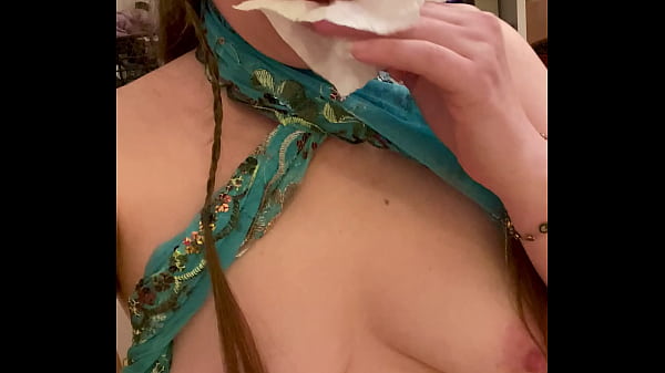 Elf Sucks Her Own Pee From Toilet Paper!