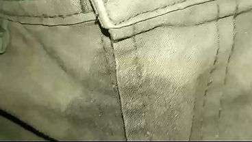 Pantalón orinado con pañal de tela emocionalmente genial
