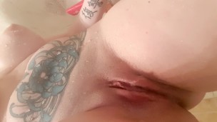 Peeing in the bathtub in secret